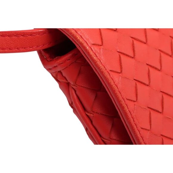 B-14. Bottega Veneta Intrecciato Leather Shoulder Bag - Picture 3 of 11